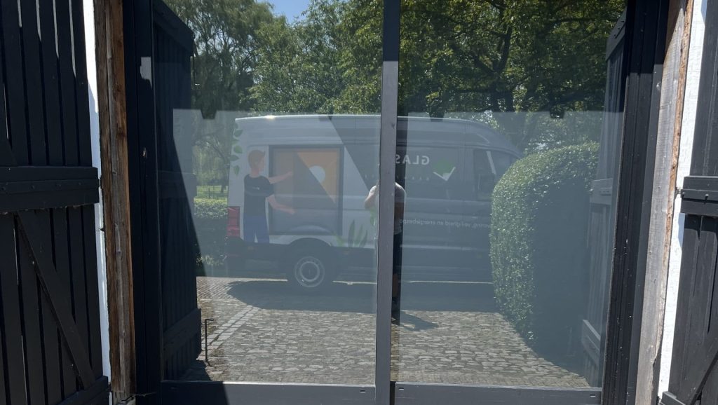 Is zonwerende raamfolie geschikt voor triple glas? 12 triple glas zonwerende raamfolie